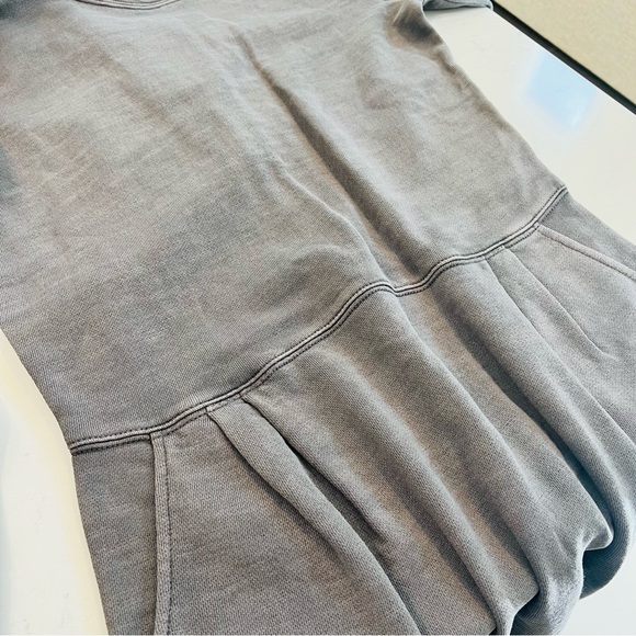 Gap hand dyed gray sweatshirt dress with side zip and pockets - Picture 4 of 6